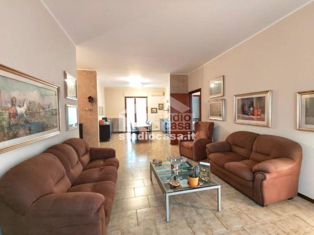 Appartamento in vendita a Crema, Lombardia