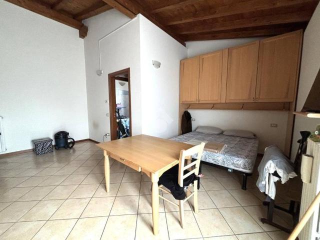 Appartamento in vendita a Crema, Lombardia