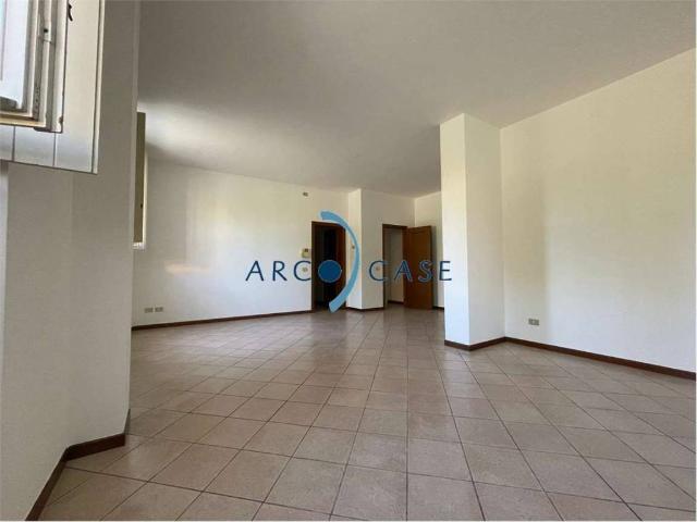 Appartamento in vendita a Crema, Lombardia