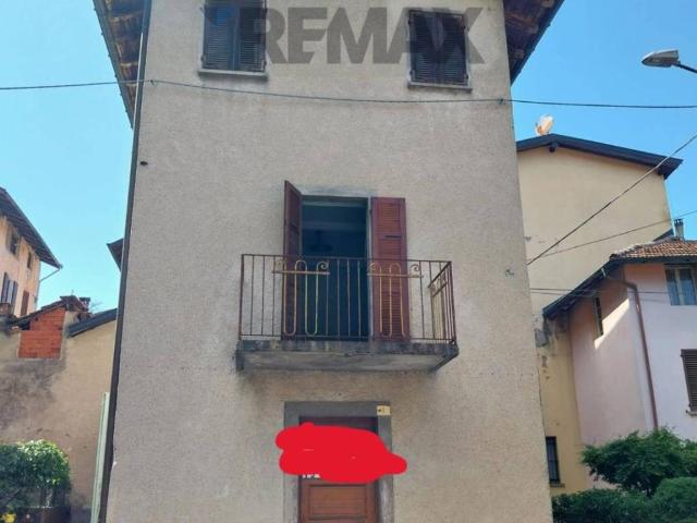 Appartamento in vendita a Comunità Montana del Piambello, Cremenaga