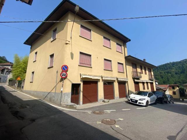 Appartamento in vendita a Comunità Montana del Piambello, Cremenaga