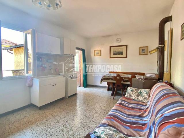 Appartamento in vendita a Maggio, Cremeno