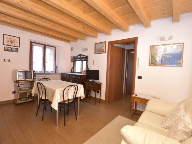 Appartamento in vendita a Maggio, Cremeno