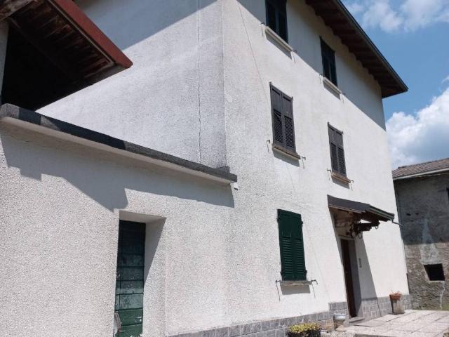 Appartamento in vendita a Maggio, Cremeno