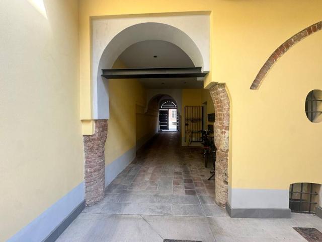 Appartamento in vendita a Centro Storico, Cremona