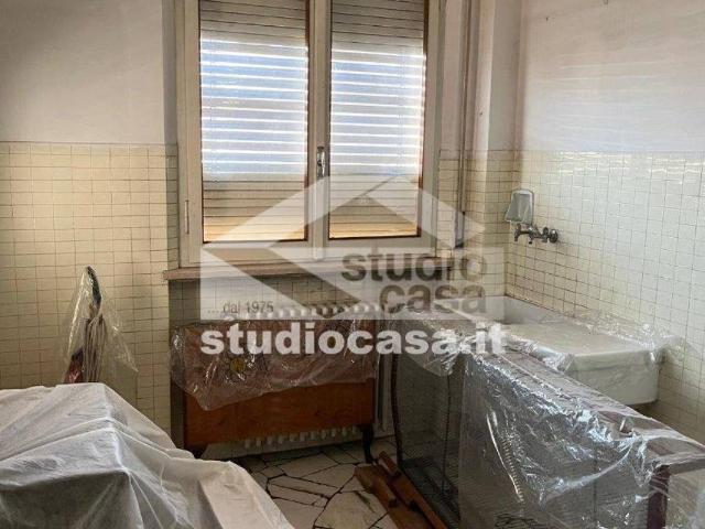 Appartamento in vendita a Centro storico, Cremona