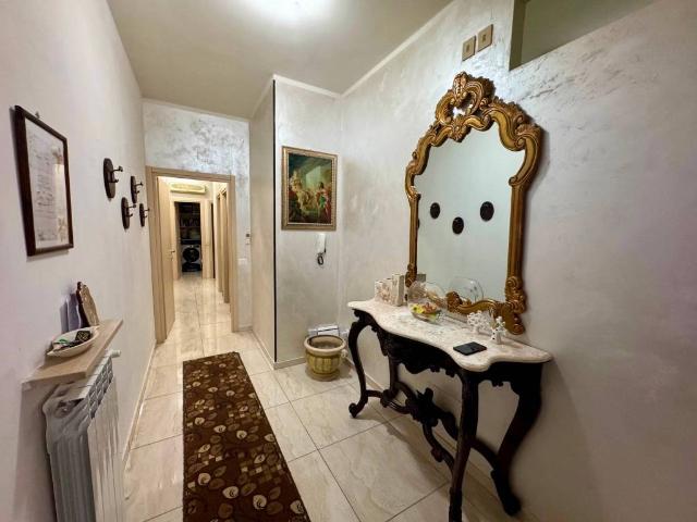 Appartamento in vendita a Cremona, Lombardia