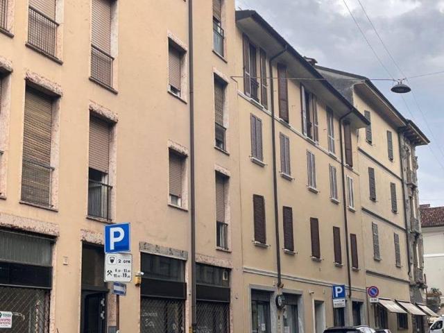 Appartamento in vendita a Centro Storico, Cremona