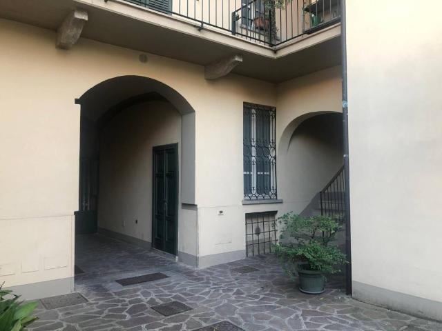 Appartamento in vendita a Zona Castello, Cremona