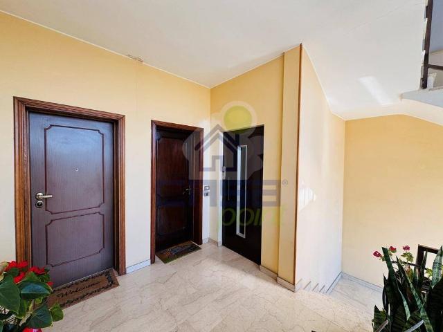 Appartamento in vendita a Zona Castello, Cremona