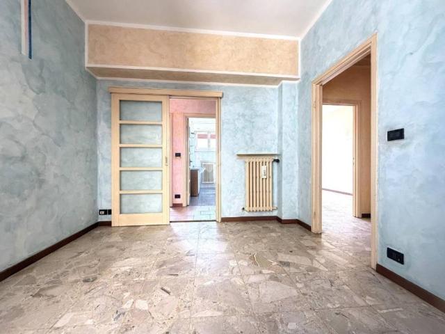 Appartamento in vendita a Zona Castello, Cremona