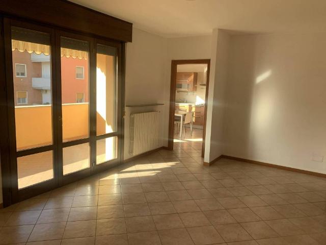Appartamento in vendita a Giordano, Cremona