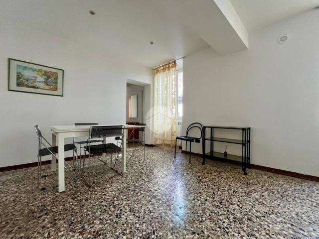 Appartamento in vendita a Centro Storico, Cremona
