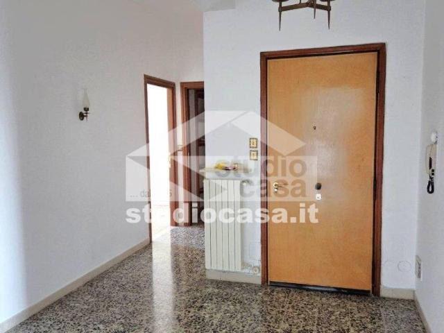 Appartamento in vendita a Zona Castello, Cremona