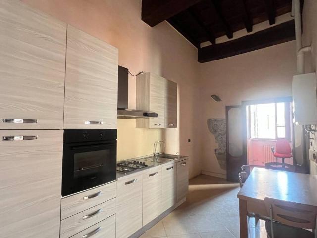 Appartamento in vendita a Centro Storico, Cremona