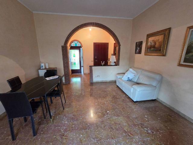 Appartamento in vendita a Cremona, Lombardia