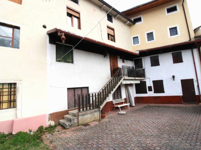 Appartamento in vendita a Crespadoro, Veneto
