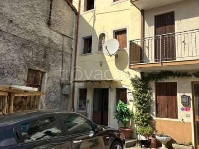 Appartamento in vendita a Crespadoro, Vicenza