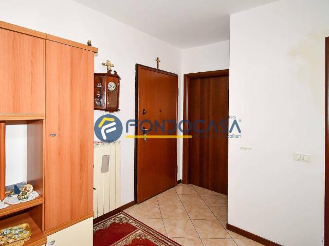 Appartamento in vendita a Crespiatica, Lombardia