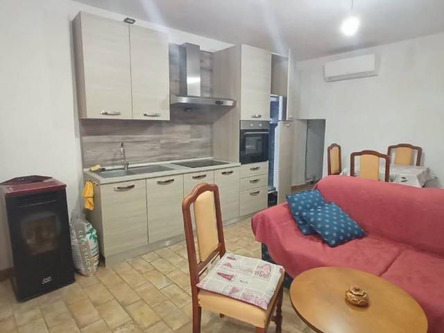 Appartamento in vendita a Crespina Lorenzana, Crespina