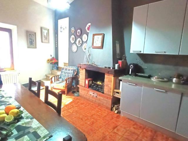 Appartamento in vendita a Crespina Lorenzana, Crespina
