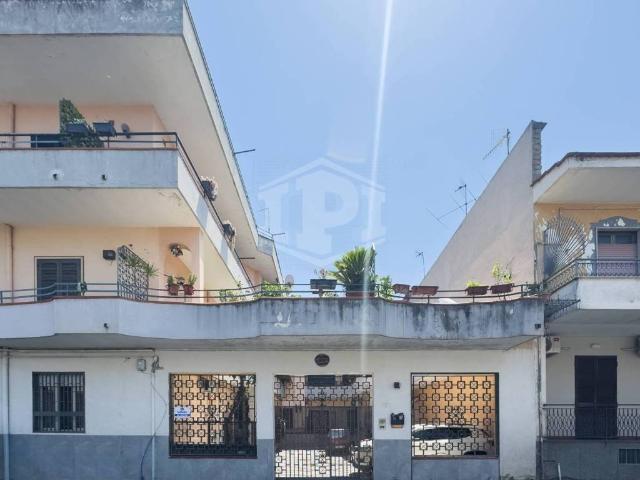 Appartamento in vendita a Crispano, Campania