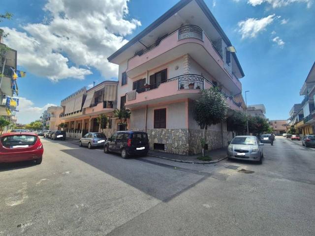 Appartamento in vendita a Crispano, Campania