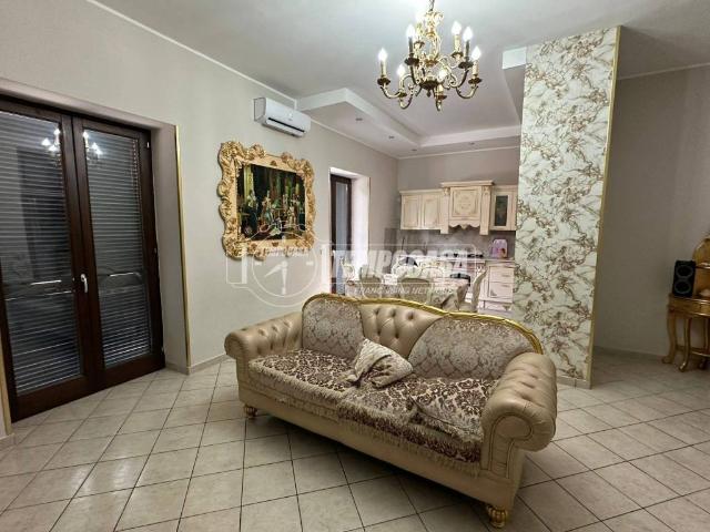 Appartamento in vendita a Crispano, Campania