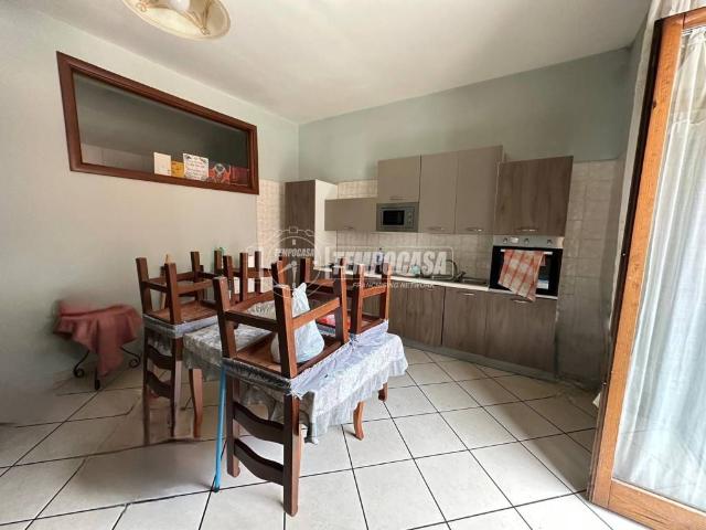 Appartamento in vendita a Crispano, Campania