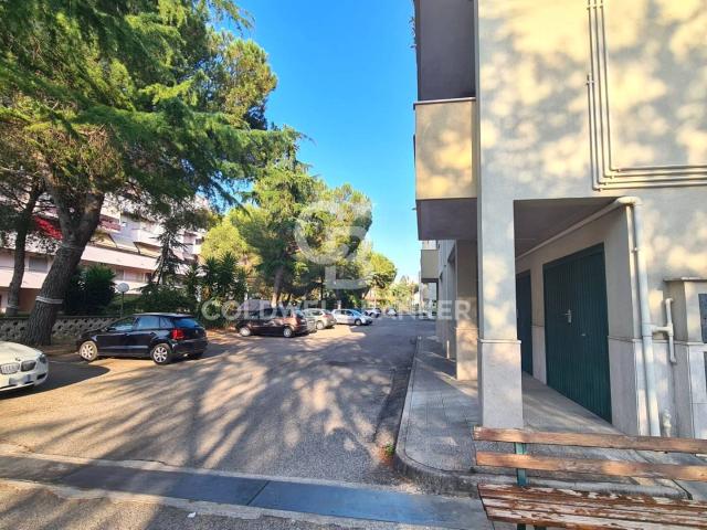 Appartamento in vendita a Crispiano, Taranto