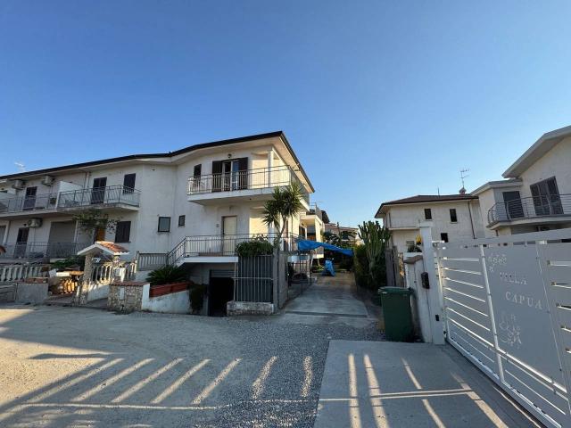 Villa Indipendente in vendita a Mirto, Calabria