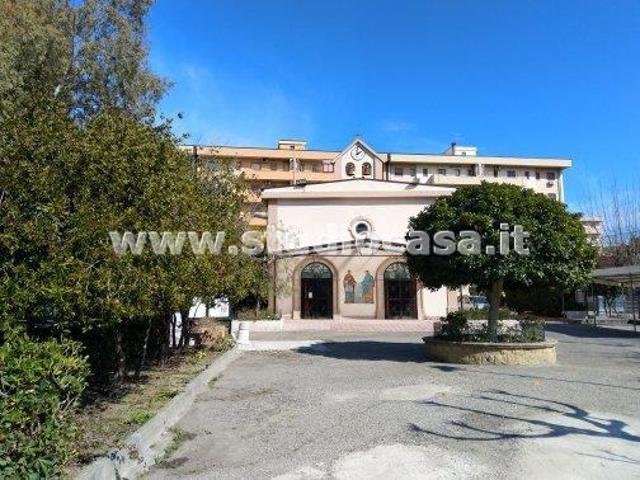 Appartamento in vendita a Cooperative “Settembre 291”, Calabria