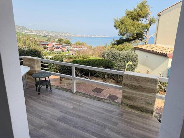 Appartamento in vendita a Calabria, Crotone