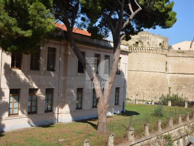 Appartamento in vendita a Calabria, Crotone