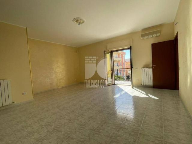 Appartamento in vendita a Calabria, Crotone
