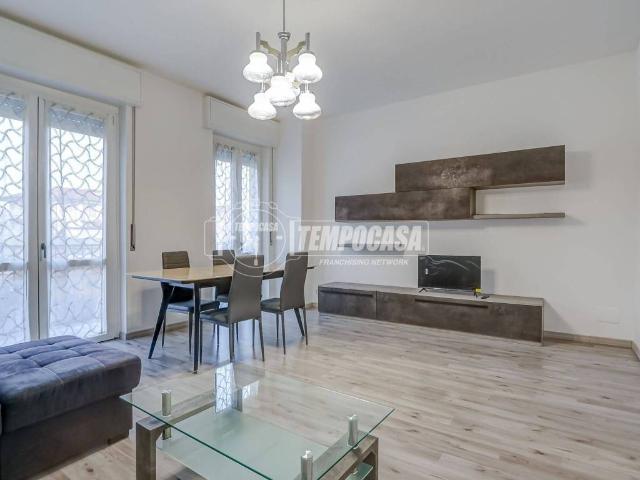 Appartamento in vendita a Cuggiono, Lombardia