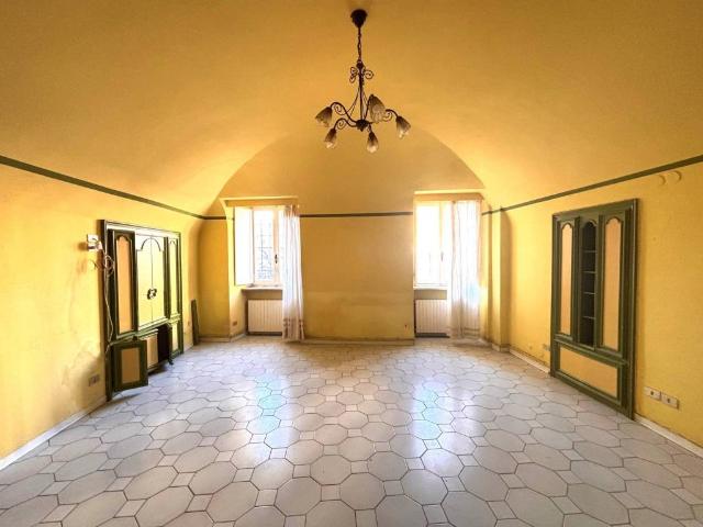 Appartamento in vendita a Centro Storico, Piemonte