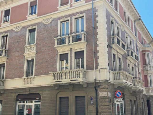 Appartamento in vendita a Cuneo Centro, Piemonte