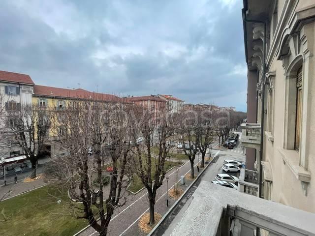 Appartamento in vendita a Cuneo Centro, Piemonte