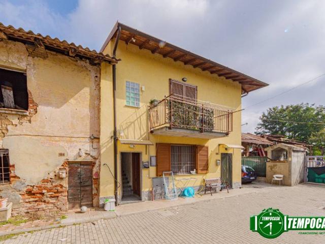 Appartamento in vendita a Cura Carpignano, Lombardia