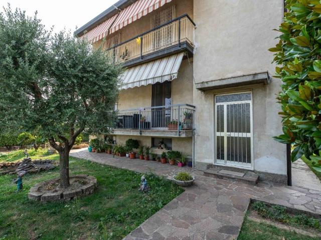 Villa Indipendente in vendita a Ponte San Pietro, Lombardia