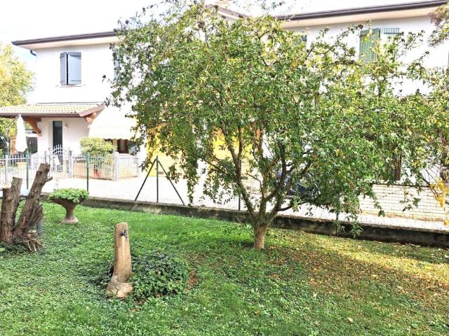 Appartamento in vendita a Levata, Curtatone
