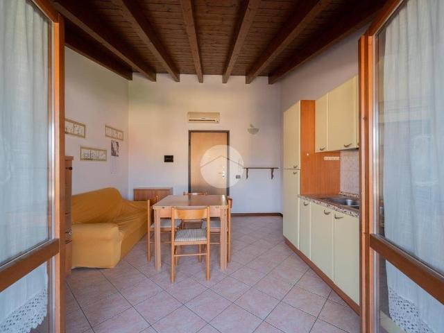 Appartamento in vendita a Eremo, Curtatone