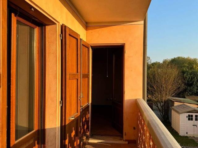 Appartamento in vendita a Eremo, Curtatone