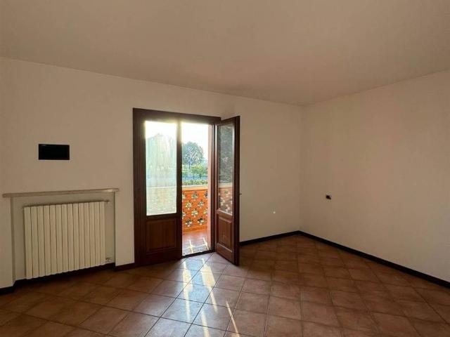 Appartamento in vendita a Eremo, Curtatone