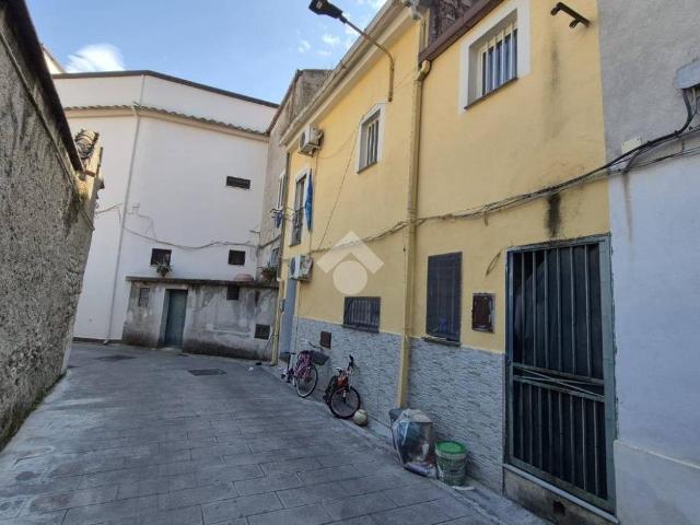 Appartamento in vendita a Curti, Campania