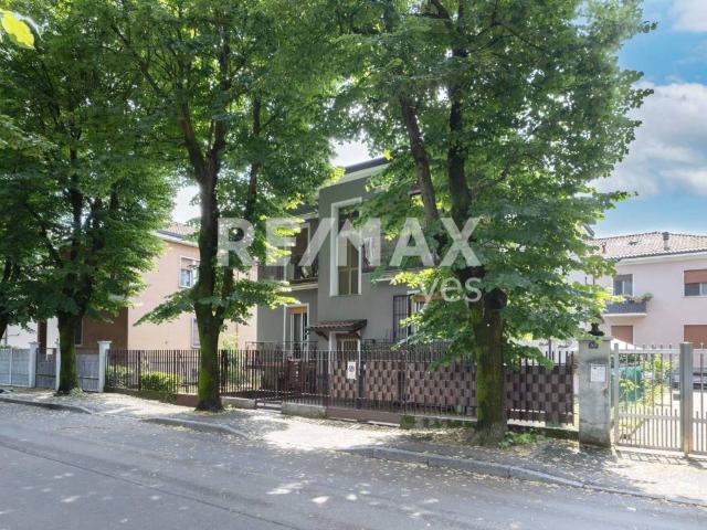 Appartamento in vendita a Zona Omogenea Milano Nord, Cusano Milanino