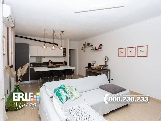 Appartamento in vendita a Dairago, Lombardia