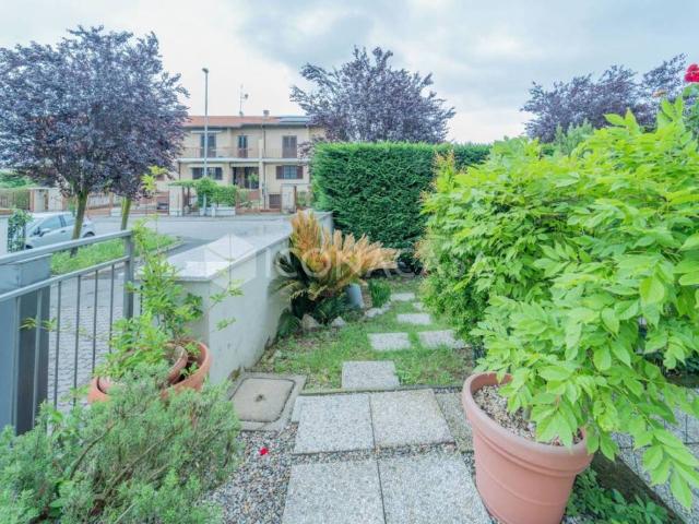 Appartamento in vendita a Dairago, Lombardia