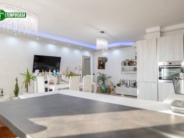 Appartamento in vendita a Dalmine, Lombardia